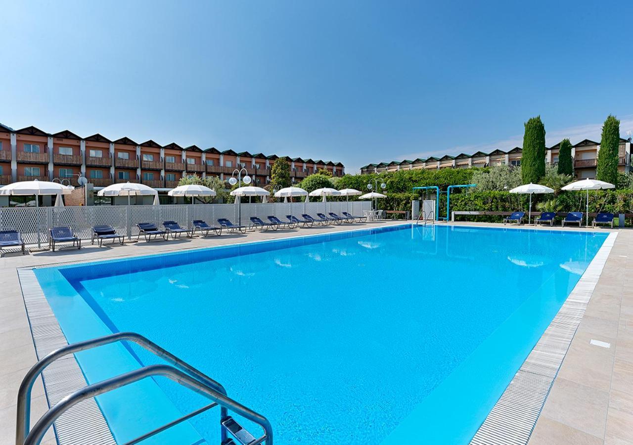 Iseo Lago Hotel Luaran gambar