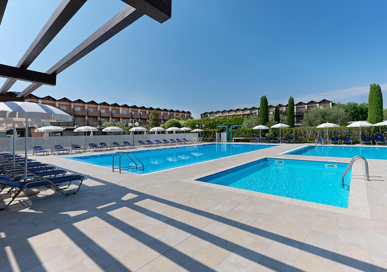 Iseo Lago Hotel Luaran gambar