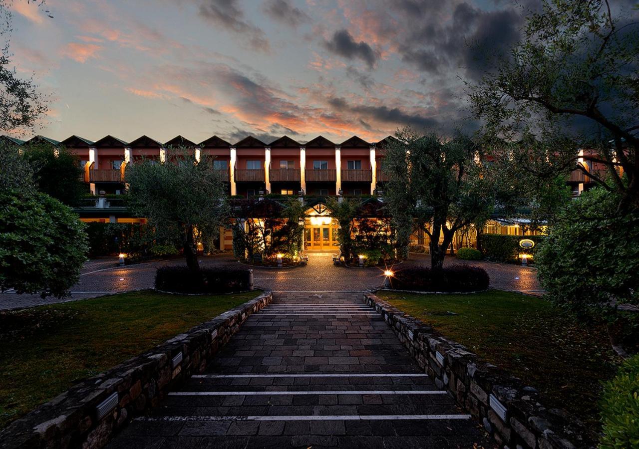 Iseo Lago Hotel Luaran gambar