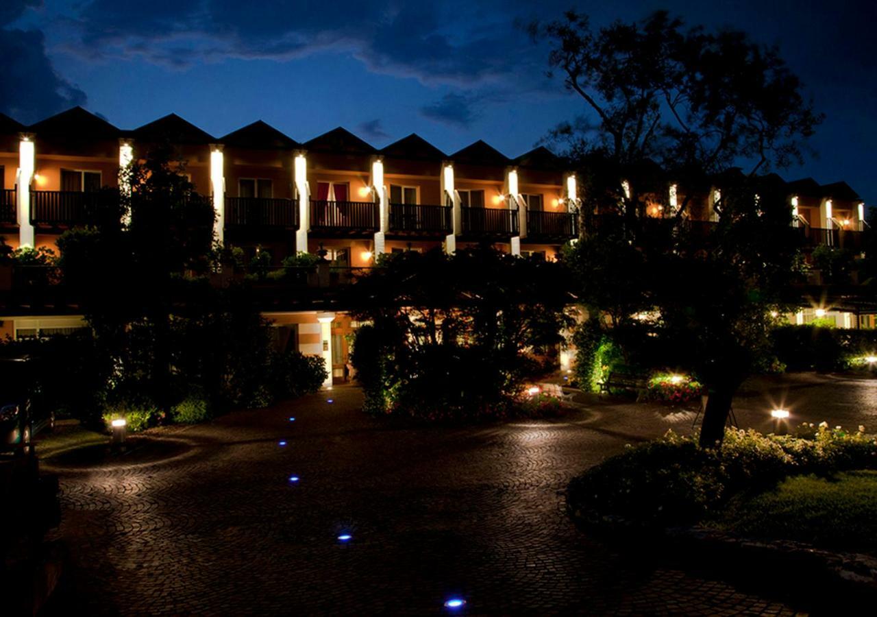 Iseo Lago Hotel Luaran gambar